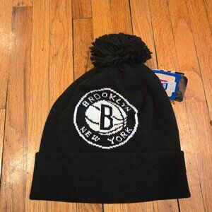 NBA Basketball Brooklyn Nets Beanie Knit Winter Pom Knit Hat Cap New Era Black